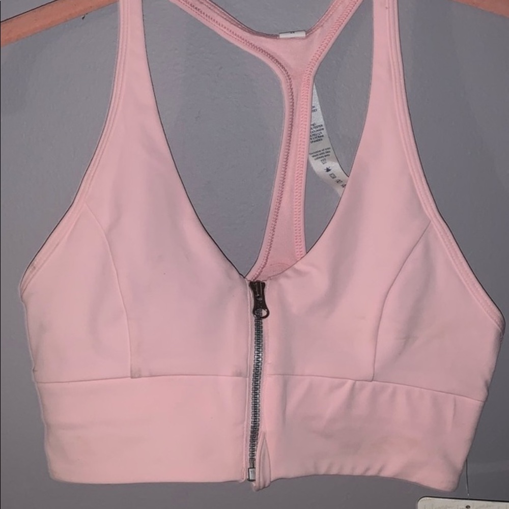 ISO Lululemon cool to street bra in pink 4-6